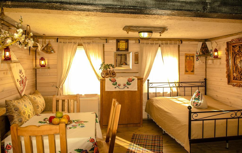 Отель Усадьба Беловежское Поместье Каменюки Экстерьер фото