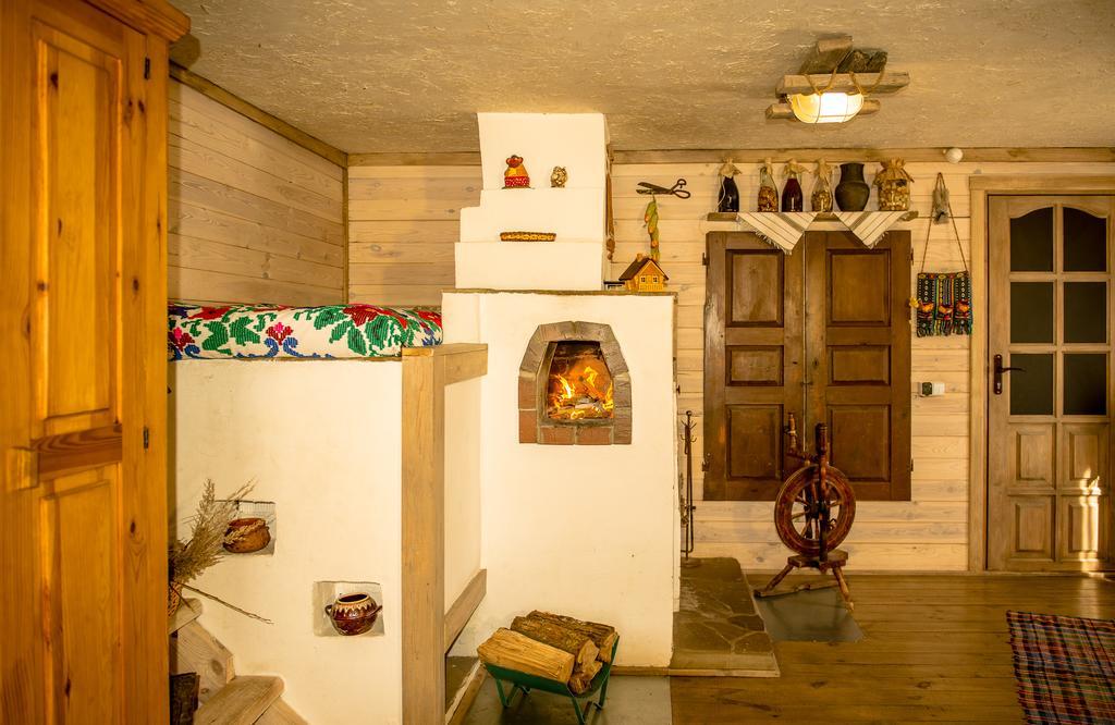 Отель Усадьба Беловежское Поместье Каменюки Экстерьер фото