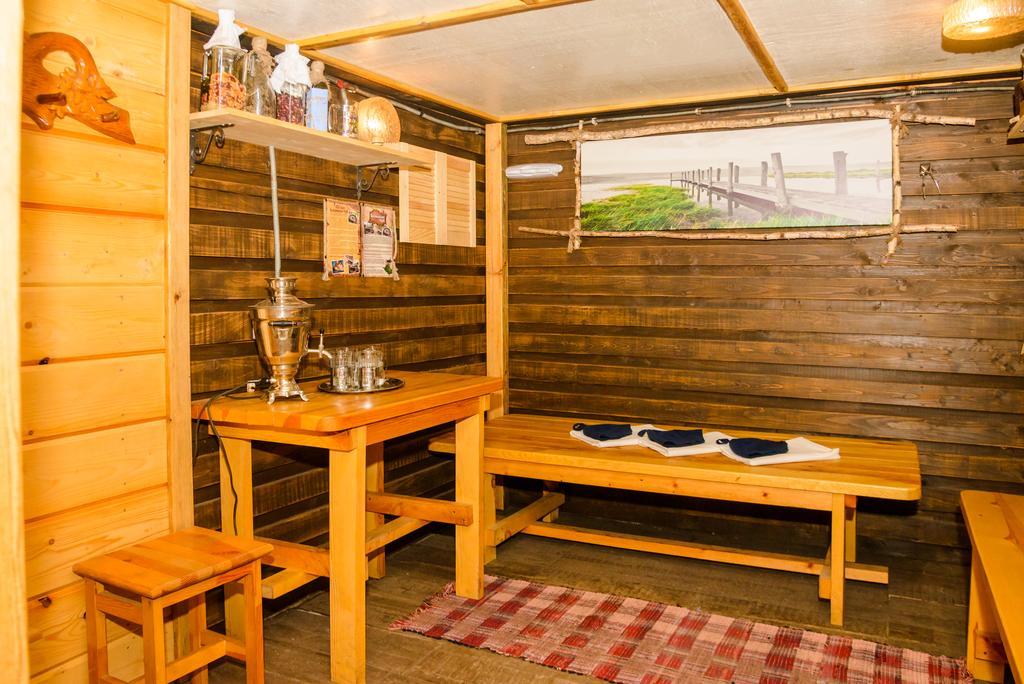 Отель Усадьба Беловежское Поместье Каменюки Экстерьер фото
