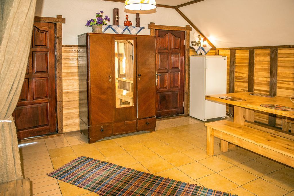 Отель Усадьба Беловежское Поместье Каменюки Экстерьер фото